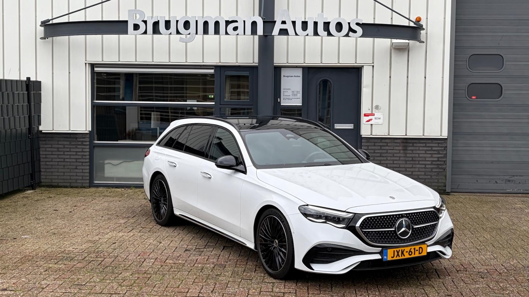 Mercedes-Benz E-klasse Estate - E300 hybride AMG |superscreen|panorama|trekh|nicht pakket|leer - AutoWereld.nl