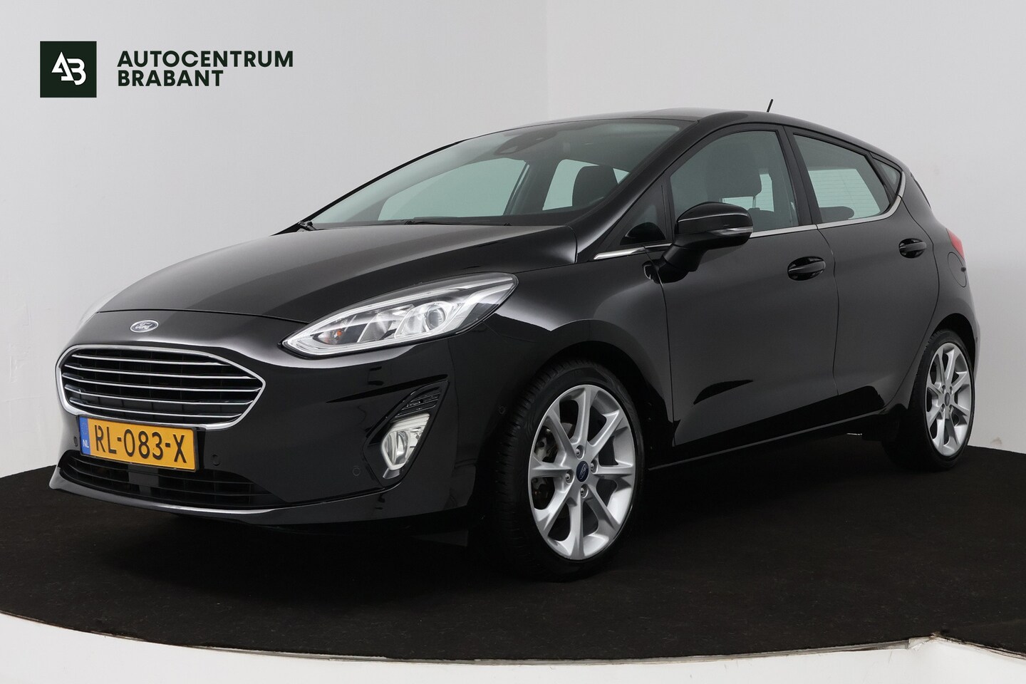 Ford Fiesta - 1.0 EcoBoost Titanium (ACHTERUITRIJCAMERA, CRUISE CONTROL ADAPTIEF, NAVIGATIE, PARKEERSENS - AutoWereld.nl