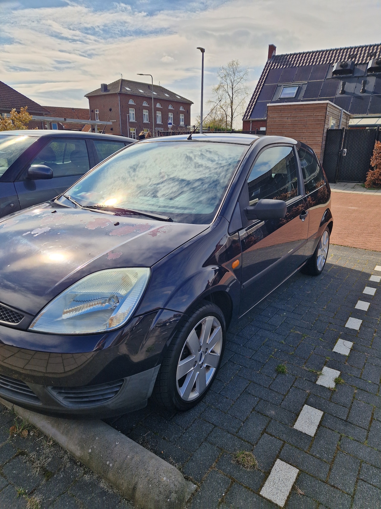 Ford Fiesta - 1.4-16V Ambiente - AutoWereld.nl