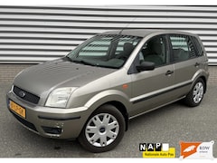 Ford Fusion - 1.4-16V Luxury | Nieuwe APK | Airco | NAP