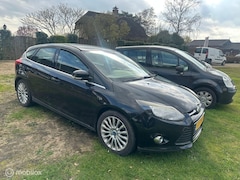 Ford Focus - 1.6 EcoBoost Titanium koppakking lek