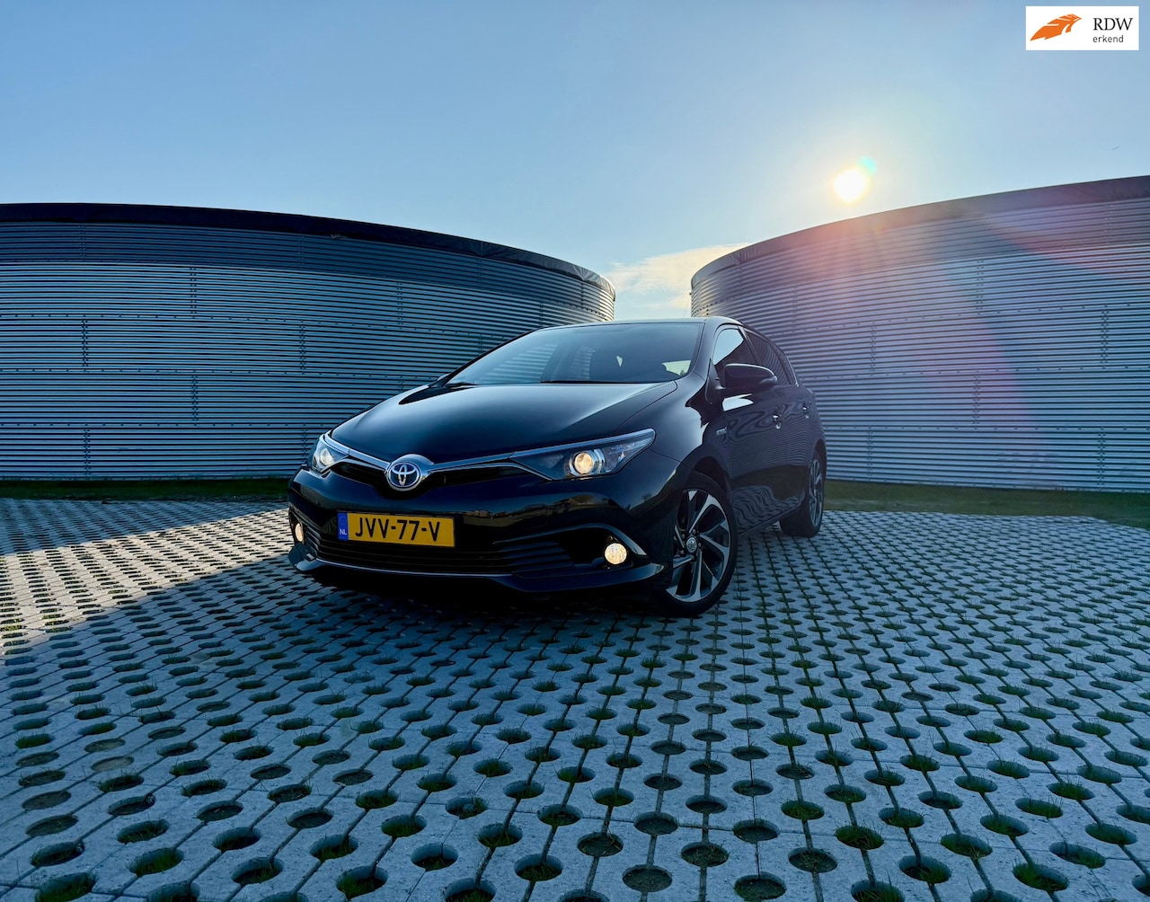 Toyota Auris - 1.8 Hybrid Aspiration | NAVI | Park. cam | CC | 5DRS - AutoWereld.nl