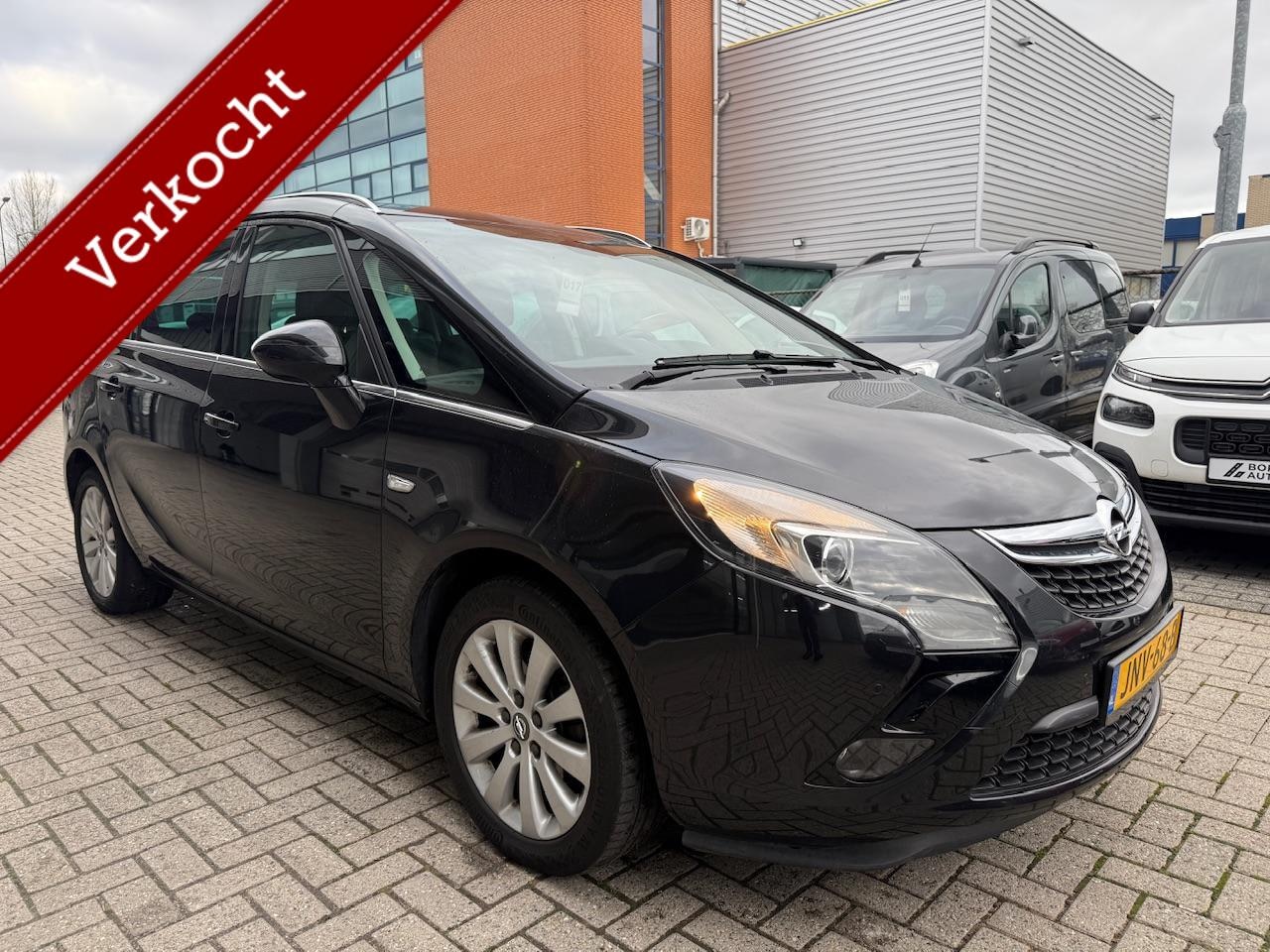 Opel Zafira - 1.4 Benzine | Trekhaak | Camera | 5 zitplaatsen - AutoWereld.nl