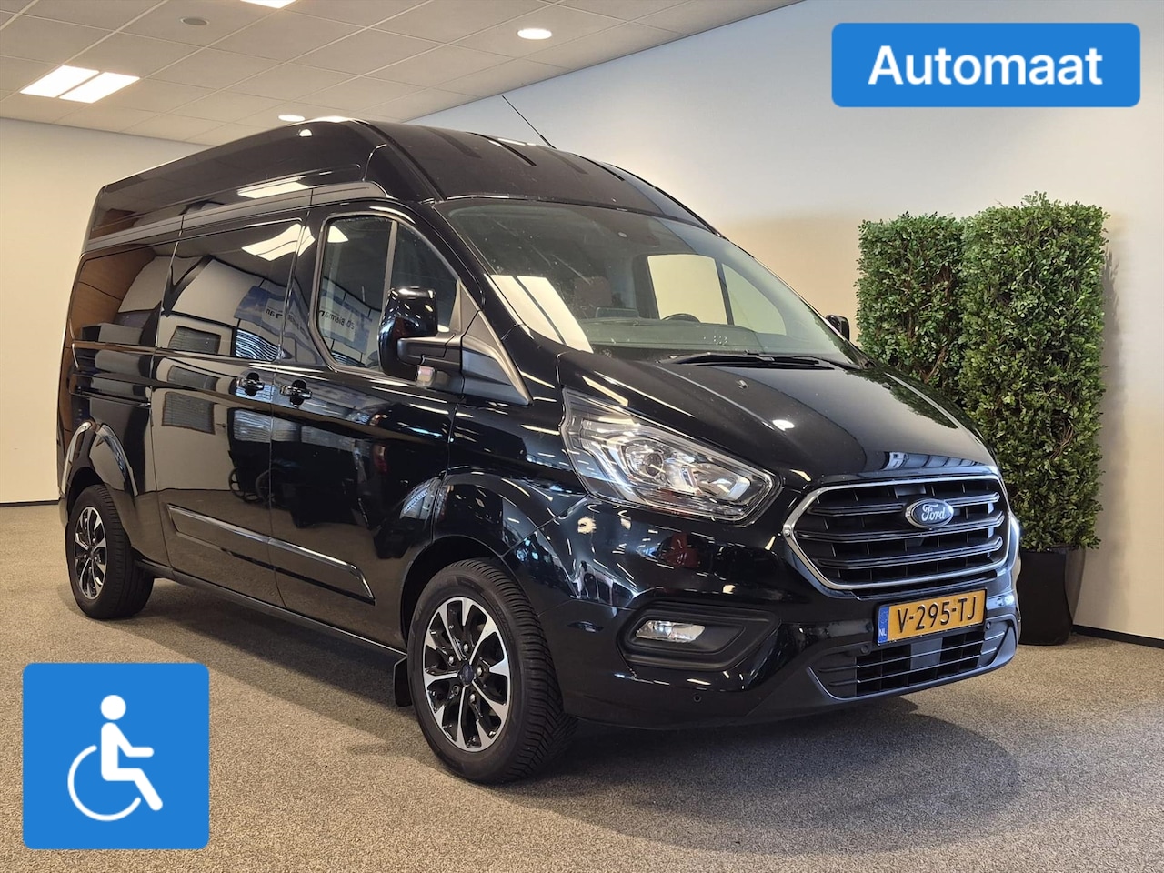 Ford Transit Custom - L2H2 Rolstoelbus Automaat (airco) - AutoWereld.nl