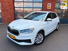 Skoda Fabia - 1.0 TSI Ambition | Apple Carplay | Cruise control | Regen en Licht sensor
