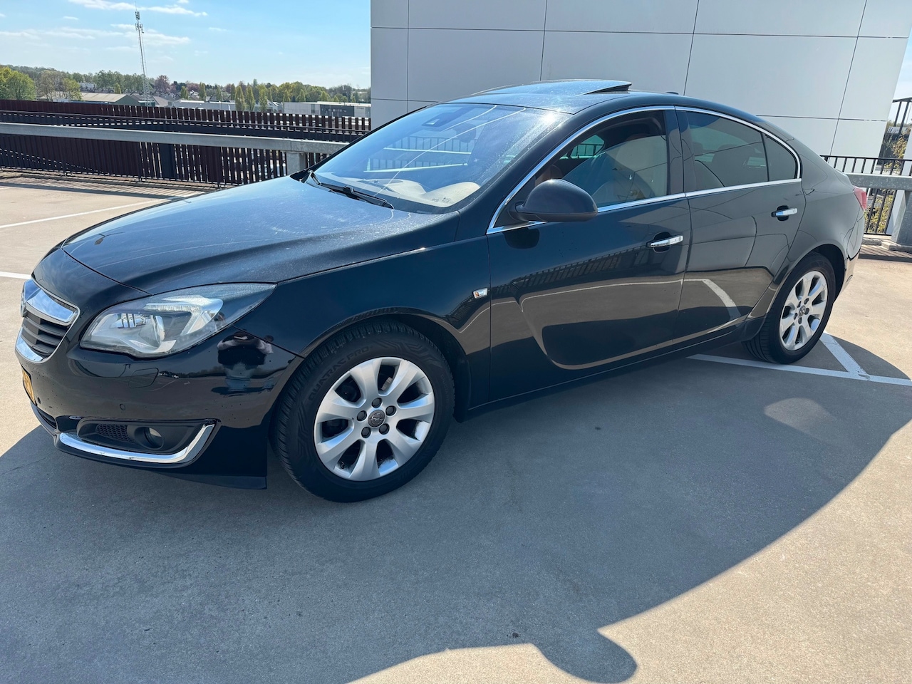 Opel Insignia - 1.6 T Business Executive LineA stuurV Camera Full - AutoWereld.nl