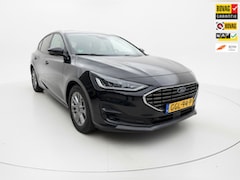 Ford Focus - 1.0 EcoBoost Hybrid Titanium|Groot scherm|Parkeersensor voor & achter|Nap|1ste eig|