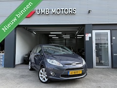 Ford Fiesta - 1.6 Titanium Clima Navi Parkeersensoren