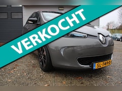 Renault Zoe - Q90 Bose Quickcharge 41 kWh (ex Accu), led, stoelverwarming, lederen bekleding, navigatie,