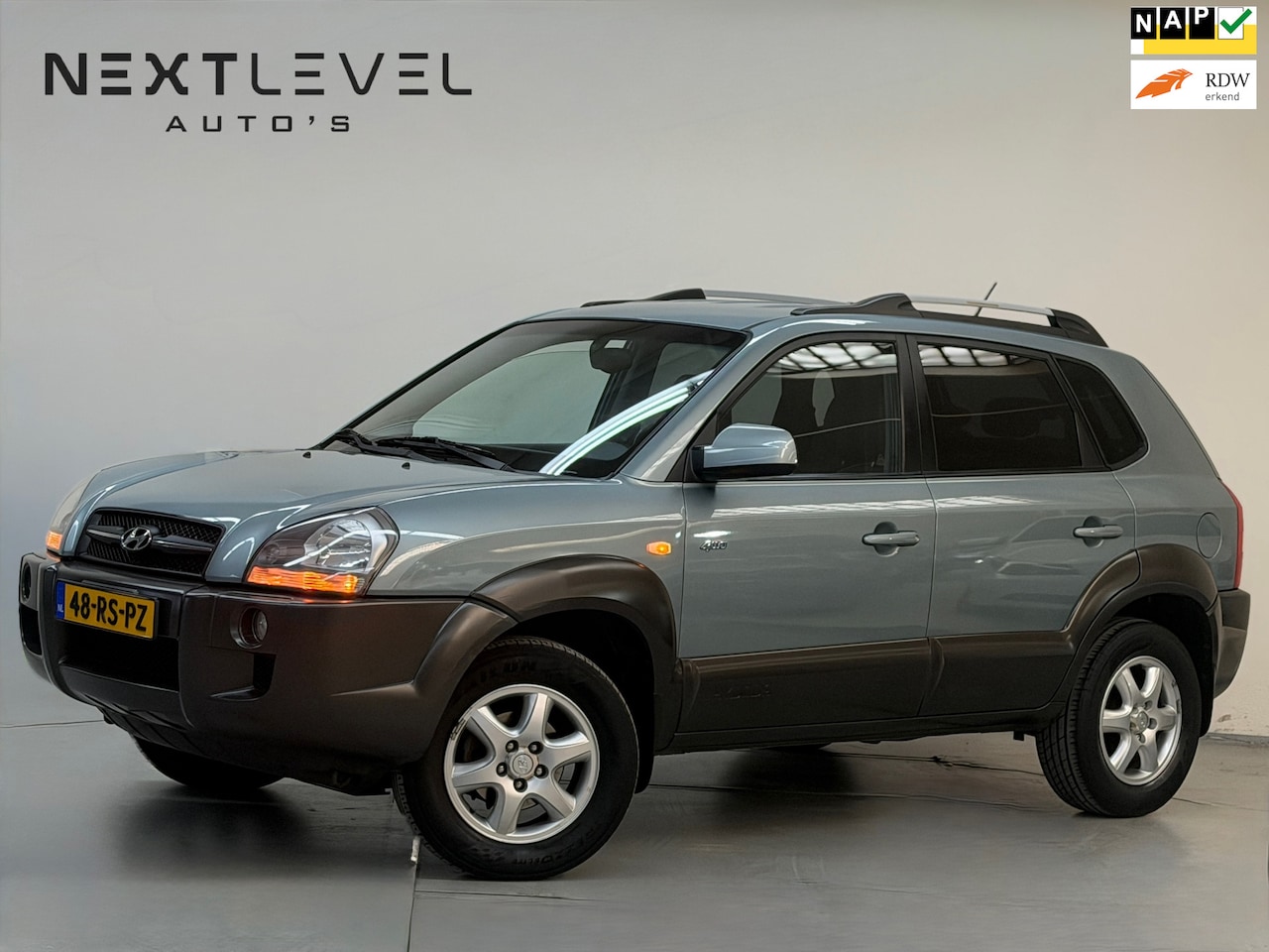 Hyundai Tucson - 2.7i V6 4WD Style Automaat Trekhaak GoedOnderhouden Nette Auto - AutoWereld.nl