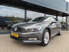 Volkswagen Passat - 1.4 TSI Conn Series Plus Ecc Acc Navi Led Trekhaak 2016