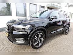 Volvo XC40 - 1.5 T3 R-DESIGN Panorama Winterpack 49000 km