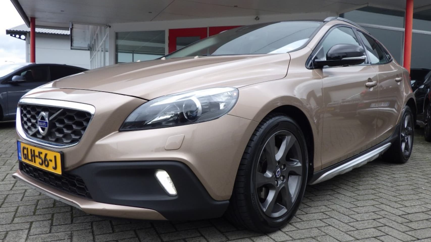 Volvo V40 Cross Country - CROSS COUNTRY1.6 T4 automaat 180PK NW DISTRIBUTIE - AutoWereld.nl