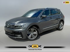 Volkswagen Tiguan - 2.0 TSI 4Motion Highline R-Line * Panorama * Dynaudio * Side Assist