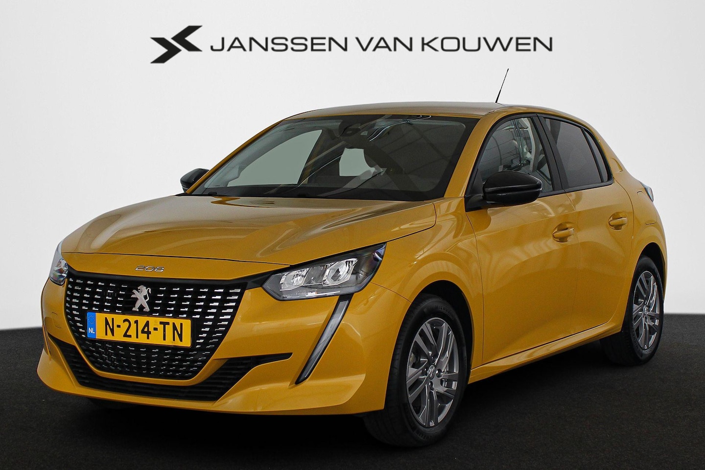 Peugeot 208 - 1.2 PureTech Active Pack 100 PK Navigatie Apple CarPlay Getint Glas - AutoWereld.nl
