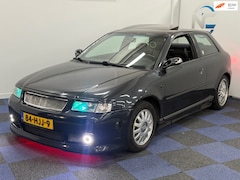 Audi A3 - 1.8 5V Turbo Attraction / AUTOMAAT / LIEFHEBBERS AUTO / NIEUWE APK