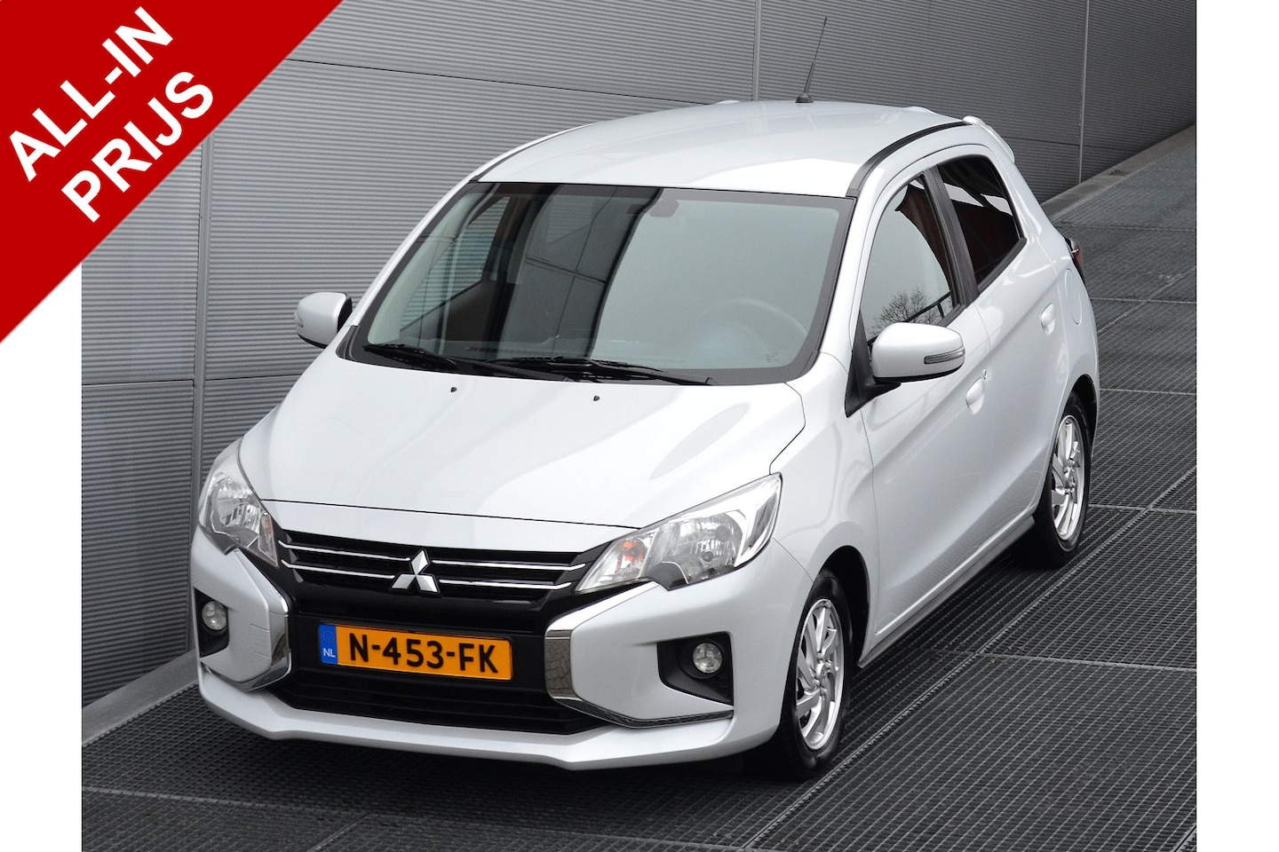 Mitsubishi Space Star - 1.2 CVT NOVA CLEARTEC | AUTOMAAT | HOGE ZIT | NAVIGATIE | CRUISE CONTROL | CAMERA | PDC | - AutoWereld.nl