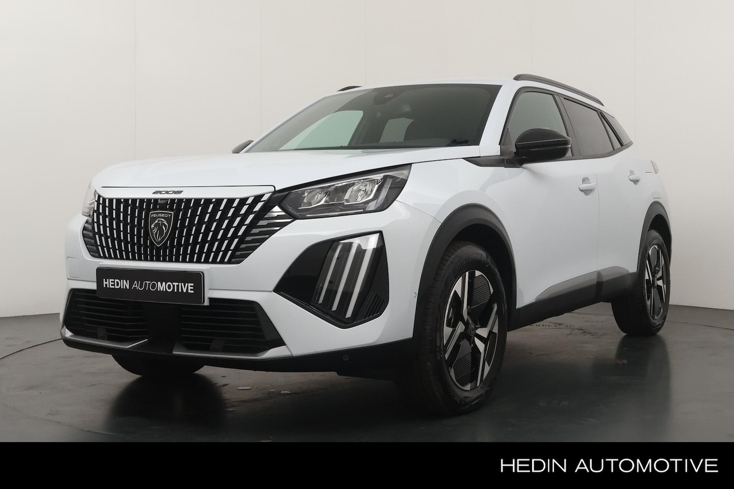Peugeot 2008 - 1.2 Hybrid 145pk Allure |Automaat | Navigatie via App | Adaptive Cruise control | Stoelver - AutoWereld.nl