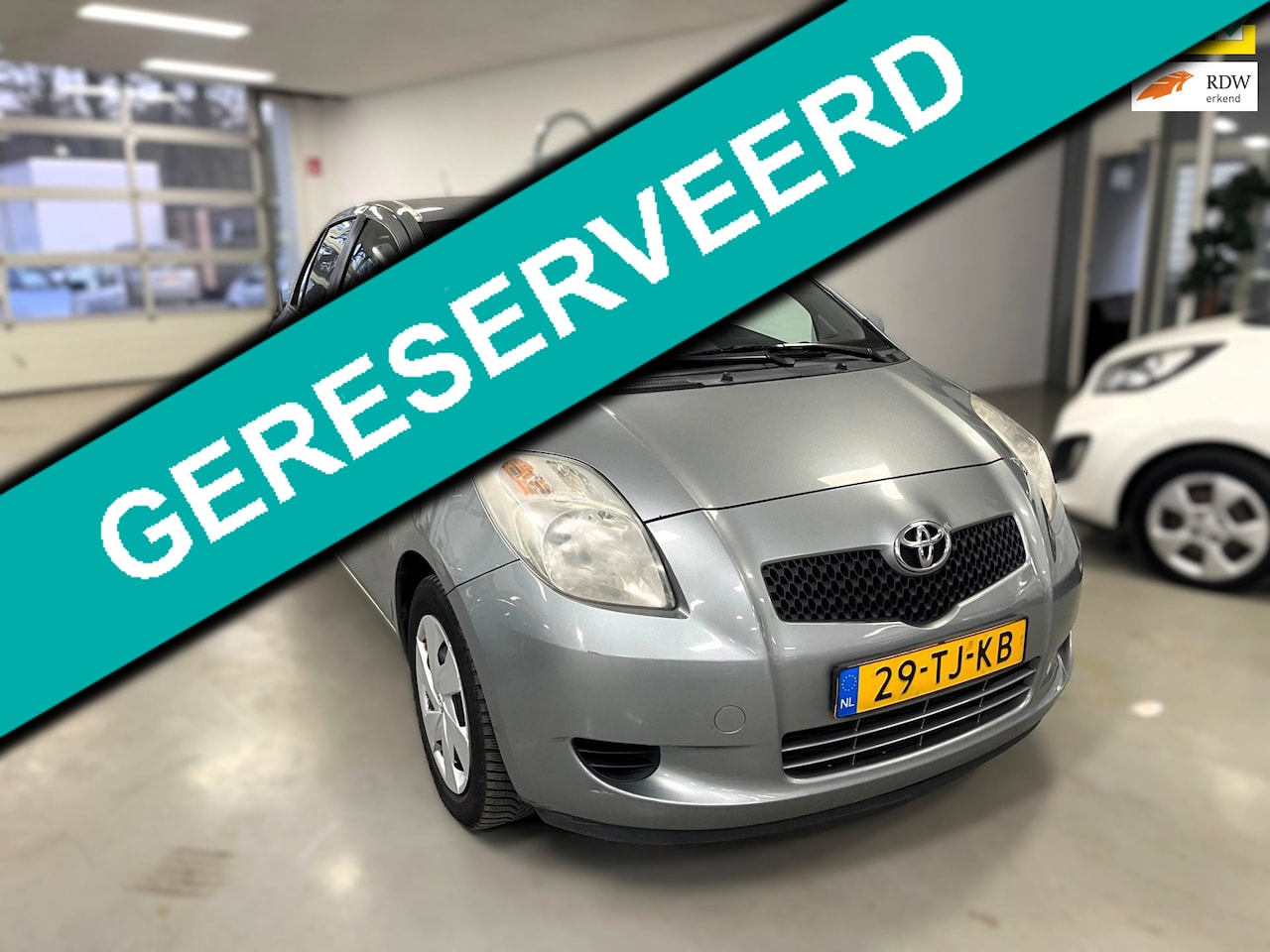 Toyota Yaris - 1.3 VVT-i Sol 1.3 VVTi Sol - AutoWereld.nl