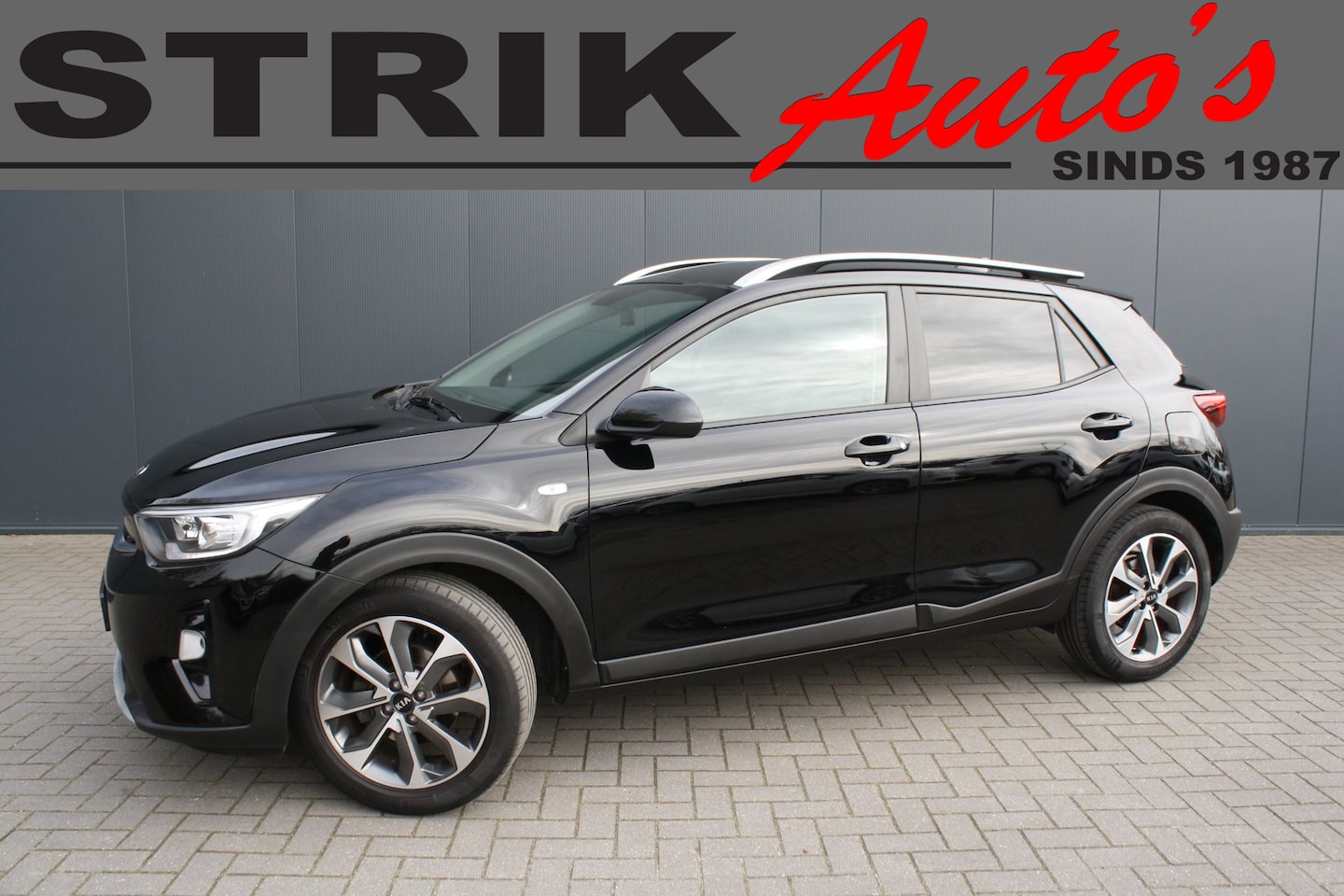 Kia Stonic - 1.0 T-GDi Sports Edition - NAVIGATIE - CAMERA - SET VELGEN MET WINTERBANDEN - AutoWereld.nl