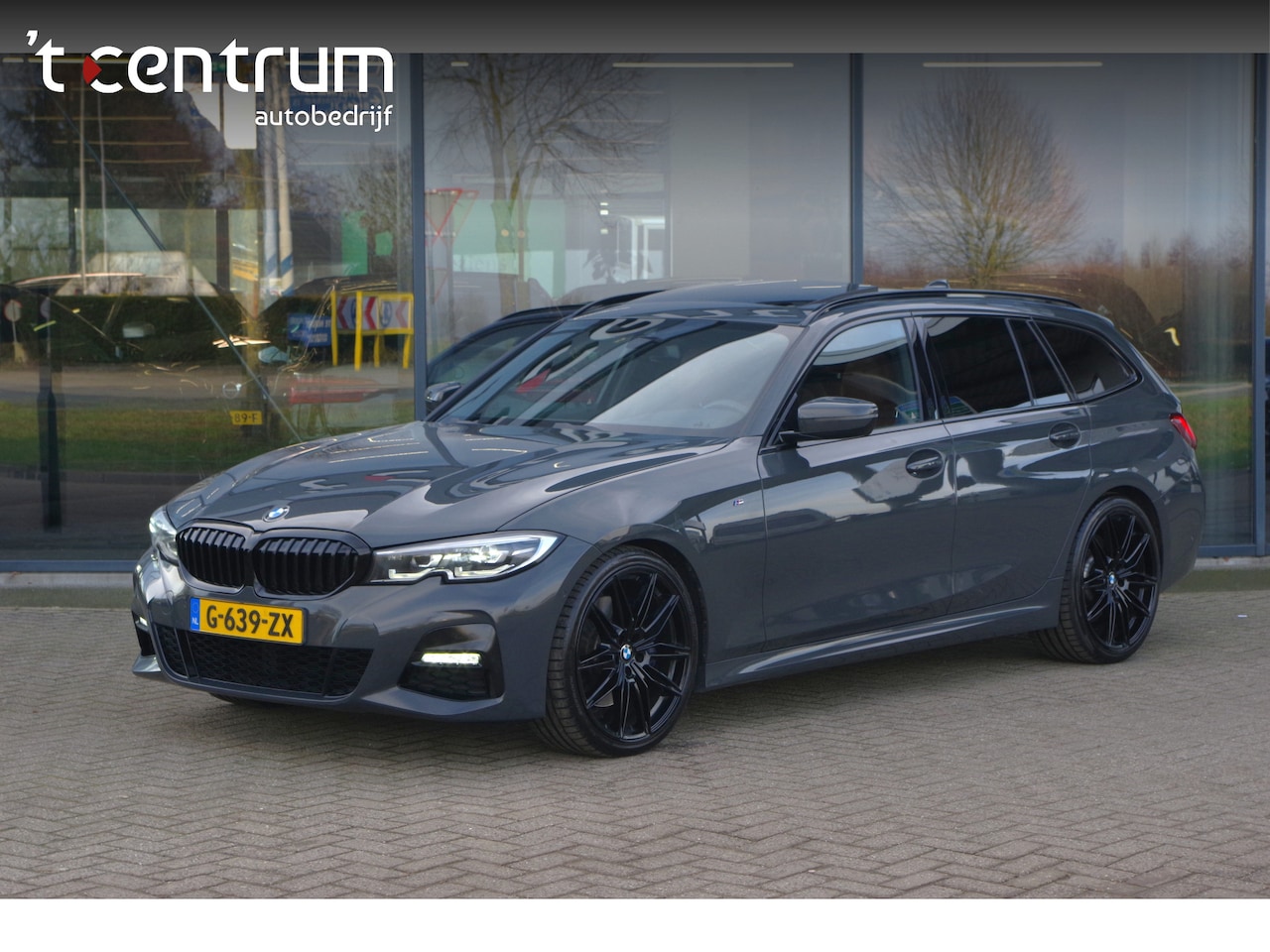 BMW 3-serie Touring - 330i 259 PK High Executive M-Sport Edition, Panoramadak, Trekhaak, Individual, Head-Up - AutoWereld.nl