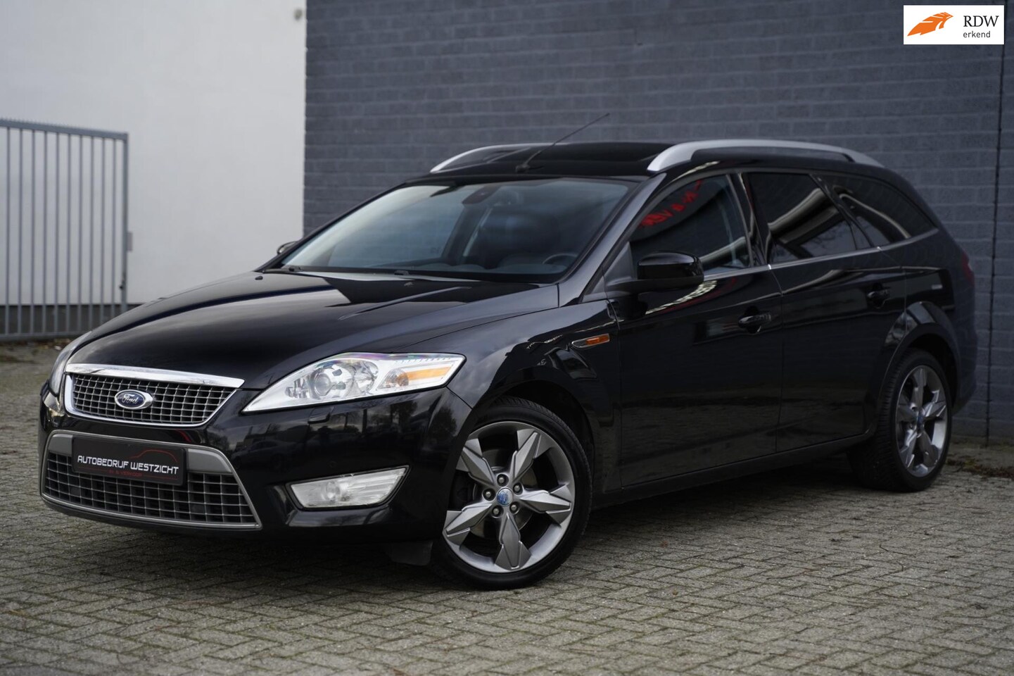 Ford Mondeo Wagon - 2.0 SCTi Titanium 2.0 SCTi Titanium 203pk, Automaat, Navi - AutoWereld.nl