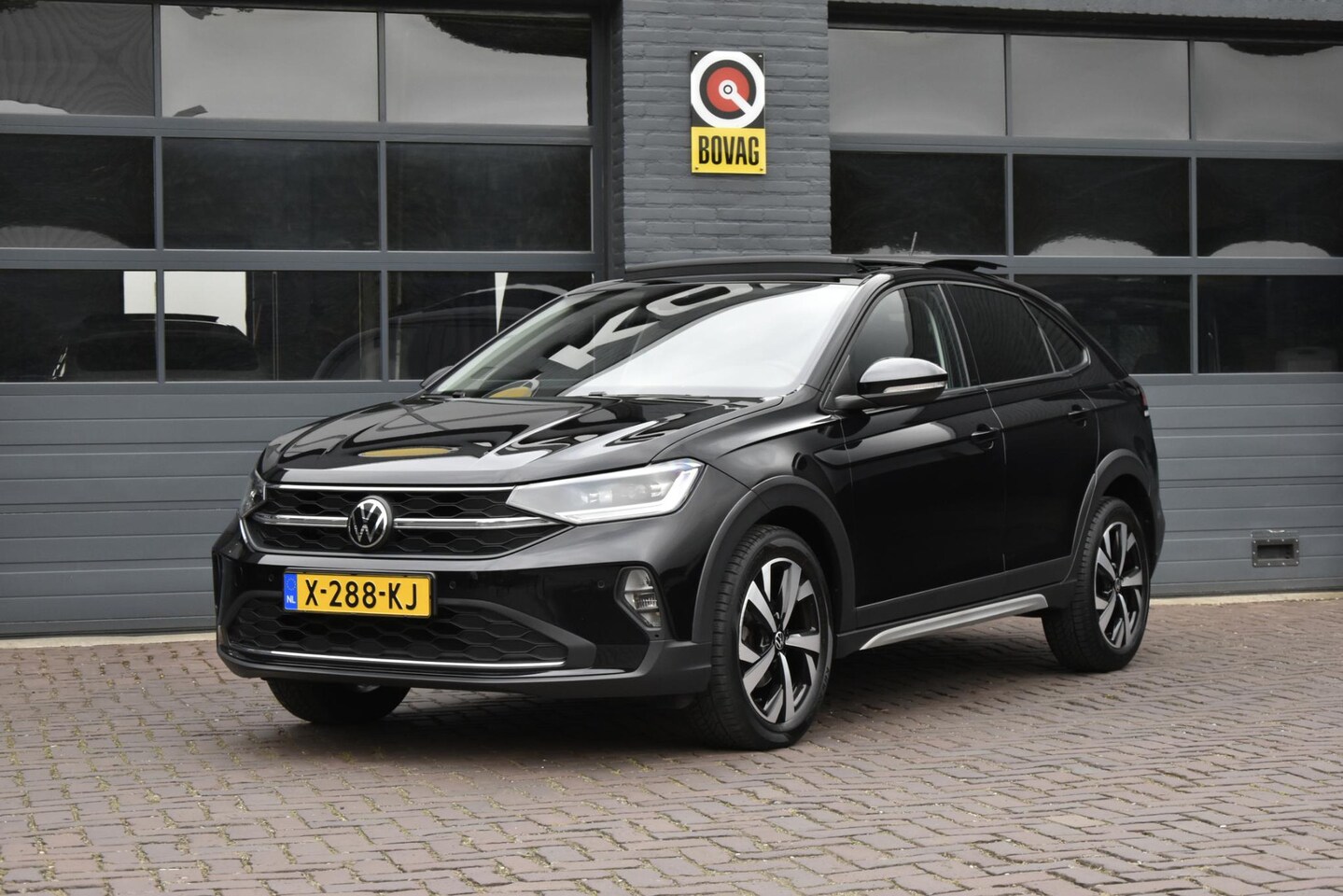 Volkswagen Taigo - 1.0 TSI Business Panoramadak - AutoWereld.nl