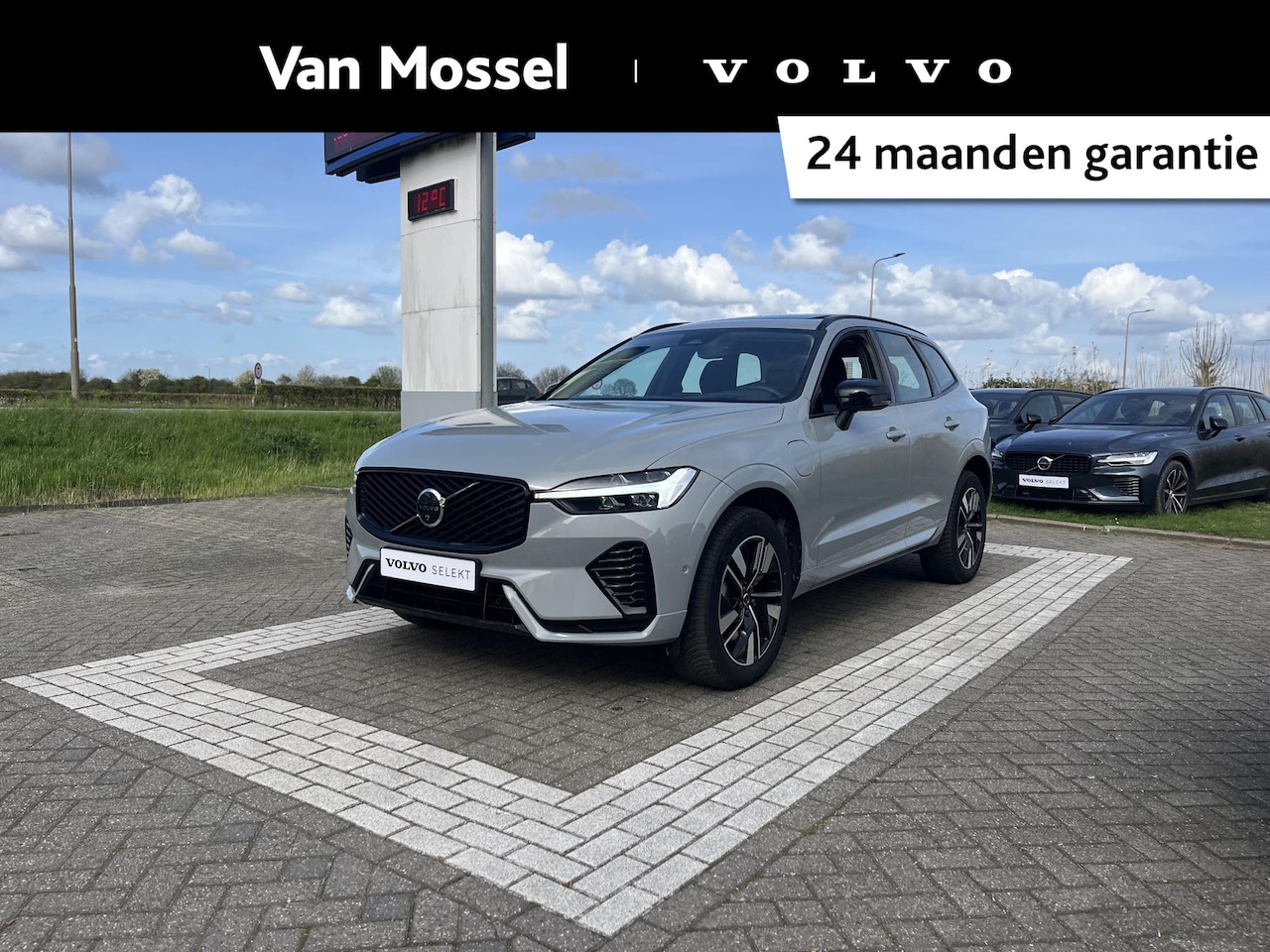Volvo XC60 - T6 Plug-in hybrid AWD Plus Dark | 360 Graden Camera | Trekhaak | Panoramadak | Apple Carpl - AutoWereld.nl