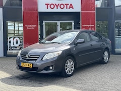 Toyota Corolla - 1.6-16V Luna ALLSEASON BANDEN CLIMATECONTROL CRUISECONTROL PARKEERSENSOREN