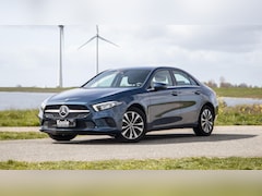 Mercedes-Benz A-klasse - 250 e Business Line CARPLAY / CAMERA / LEER / DEALER ONDERHOUDEN