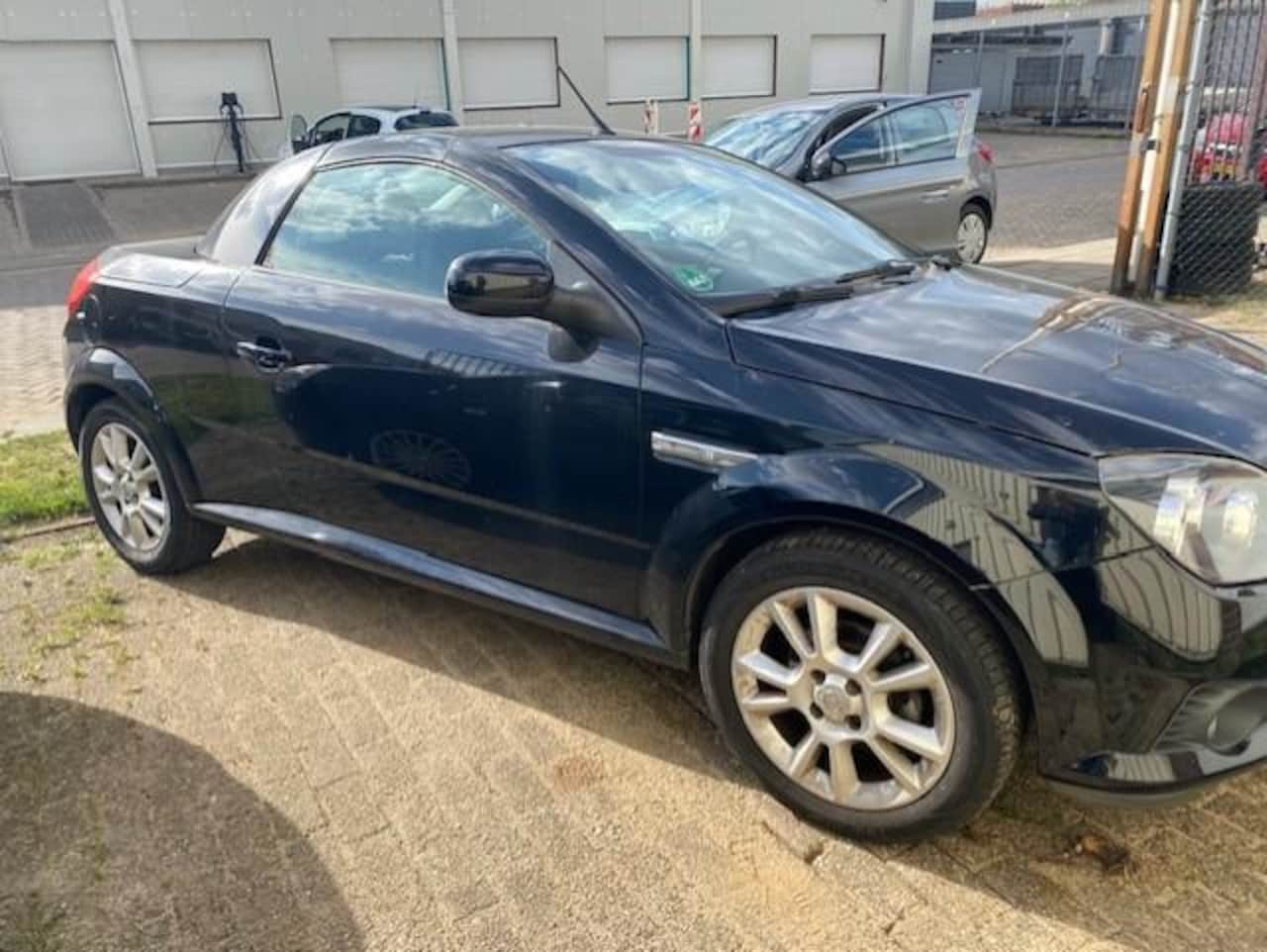 Opel Tigra TwinTop - 1.8-16V Enjoy 1.8-16V Enjoy - AutoWereld.nl