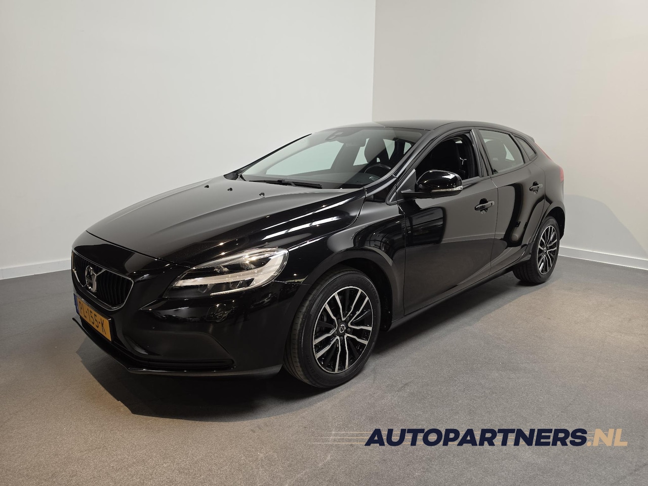 Volvo V40 - 1.5 T2 Nordic 1.5 T2 Nordic+ - AutoWereld.nl
