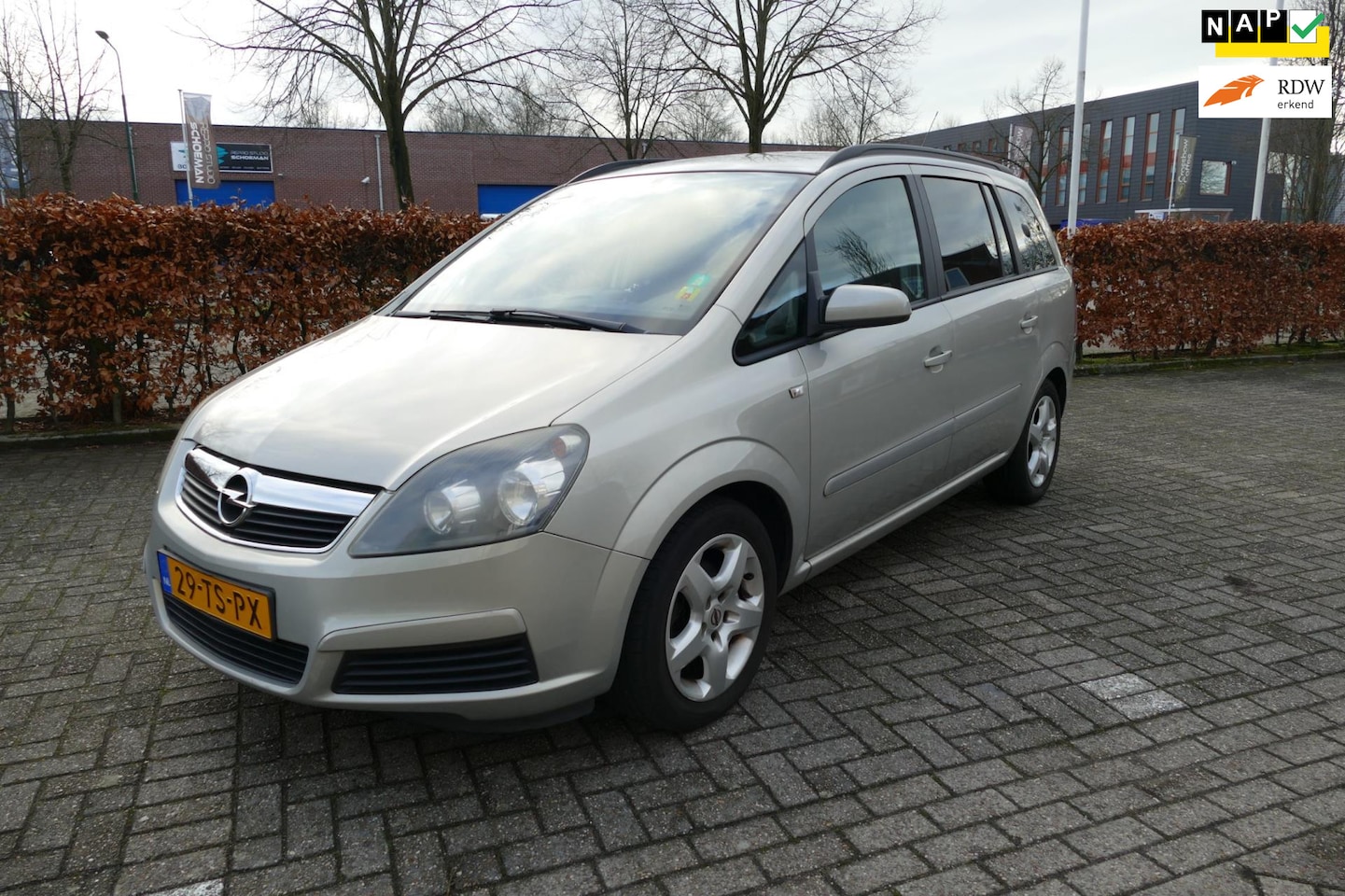 Opel Zafira - 1.8 Enjoy apk 16-01-2027 Airco HANDEL OF EXPORT!! - AutoWereld.nl