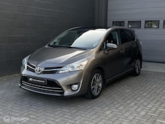 Toyota Verso - 1.8 VVT-i CVT Automaat | 7-Persoons | Trekhaak |
