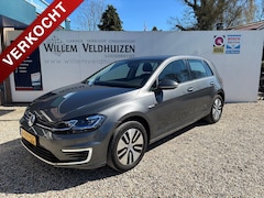 Volkswagen e-Golf - e-Golf - 136pk E-DITION | SoH 90% | Navigatie | PDC | Adaptive Cruise