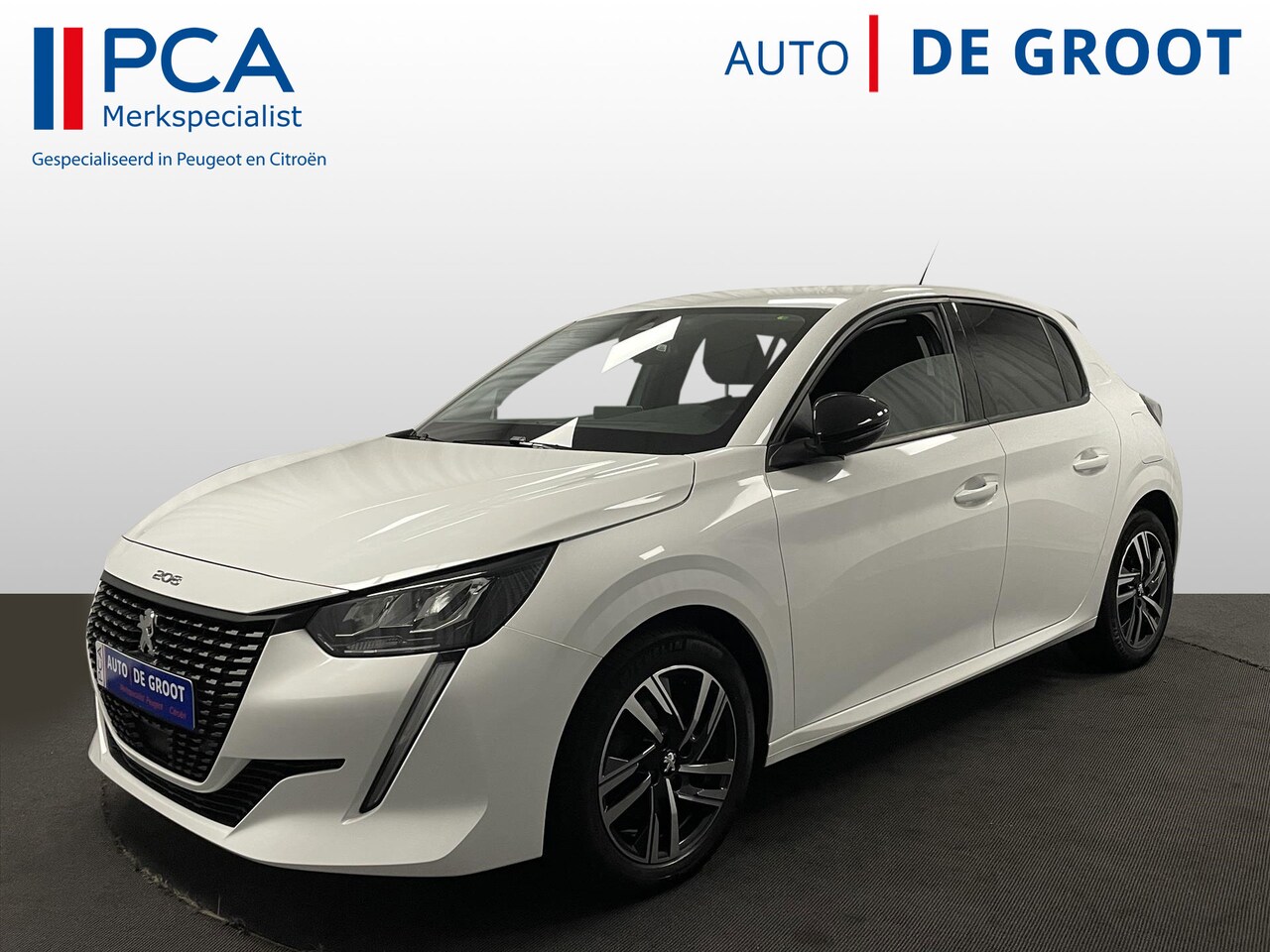 Peugeot 208 - Allure 100pk Navi+Carplay | 3d Dash | Camera - AutoWereld.nl
