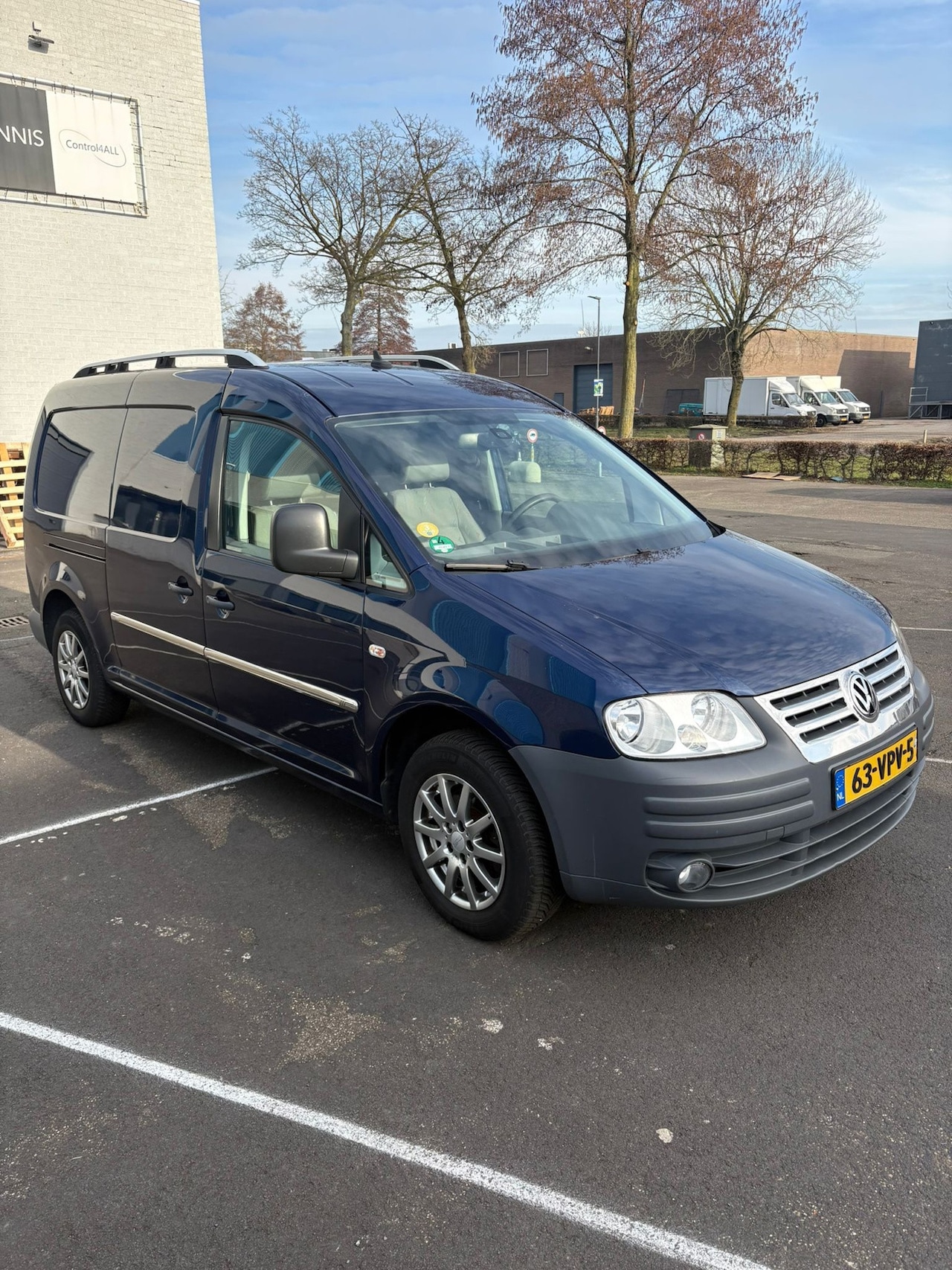 VOLKSWAGEN CADDY MAXI 77 KW BESTEL 1,9 TDI AUT