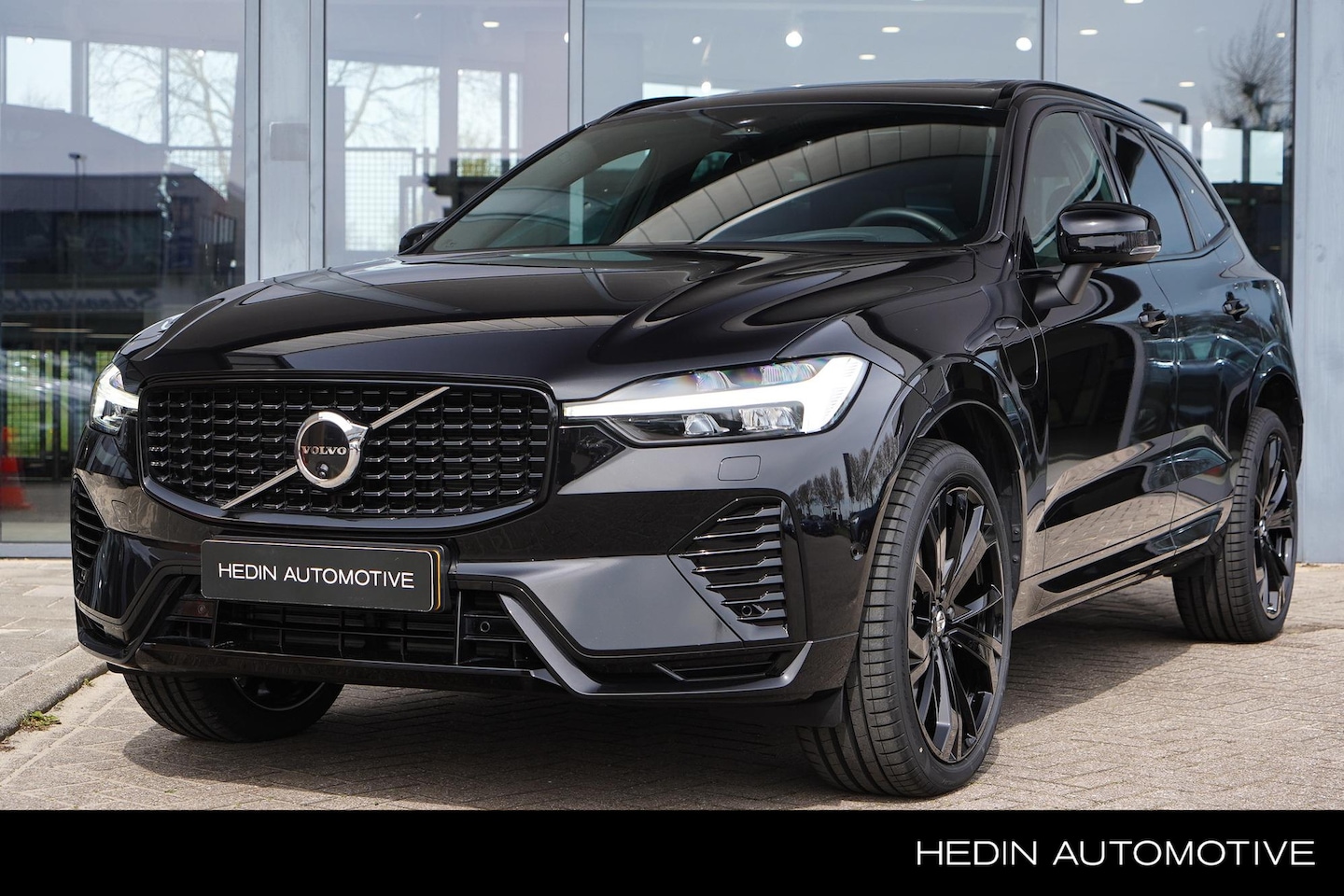 Volvo XC60 - 2.0 T6 Plug-in hybrid AWD Ultra Dark Long Range | Power Seats | Panorama Dak Elektrisch | - AutoWereld.nl