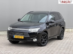 Mitsubishi Outlander - 2.0 PHEV | Trekhaak | Leder | Schuifdak | Camera