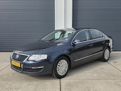 Volkswagen Passat - 2.0 FSI