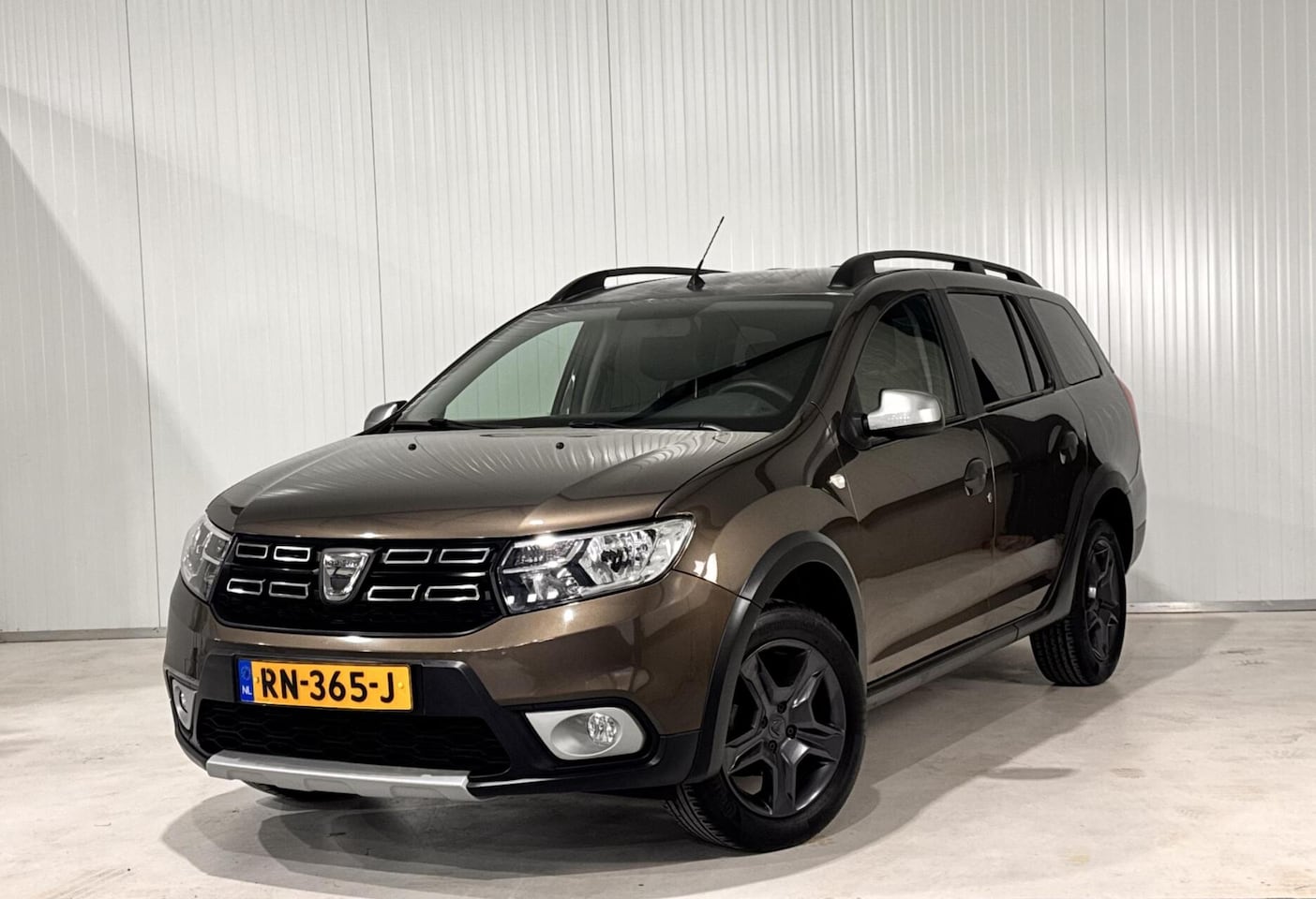 Dacia Logan MCV - 0.9 TCe Stepway|TREKHAAK|CRUISE|NAVI|BT - AutoWereld.nl