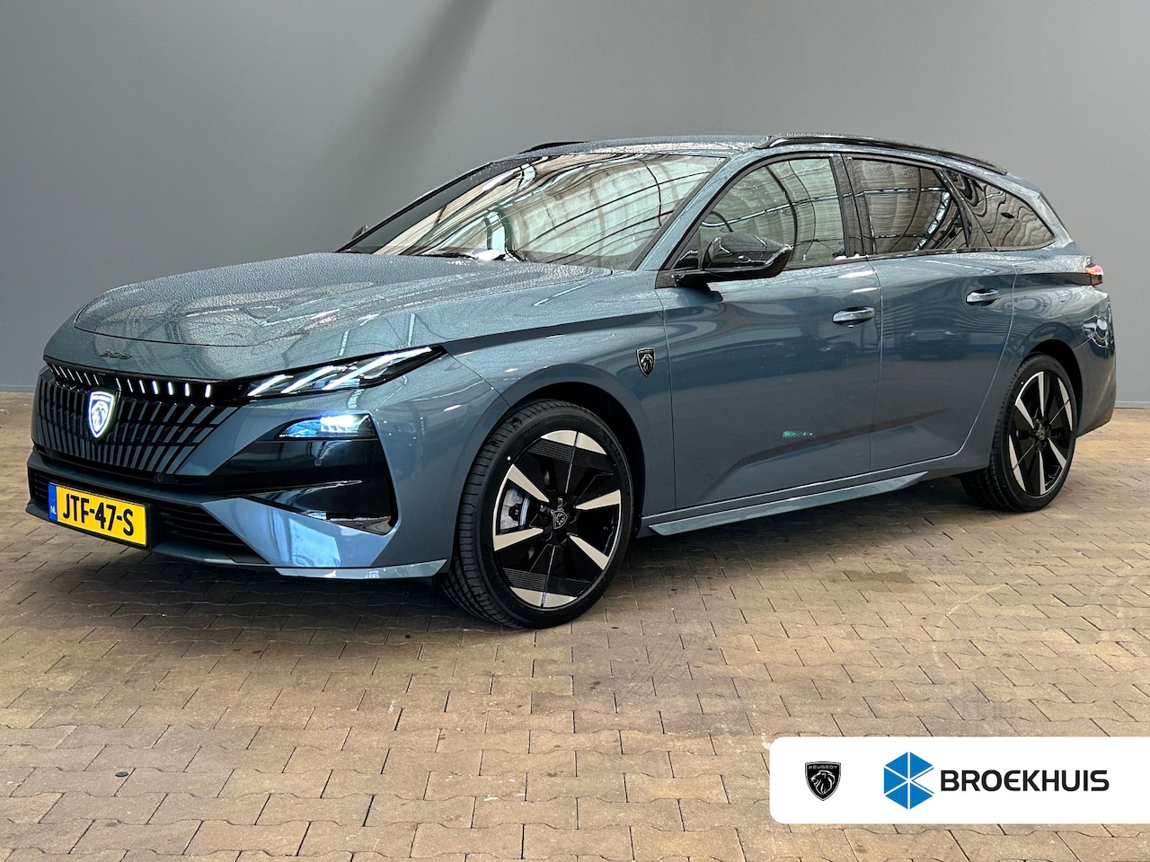 Peugeot e-308 SW - GT 58 kWh Warmtepomp | Stoel massage | Adaptive Cruise | Stoel en stuurverwarming | 360° c - AutoWereld.nl