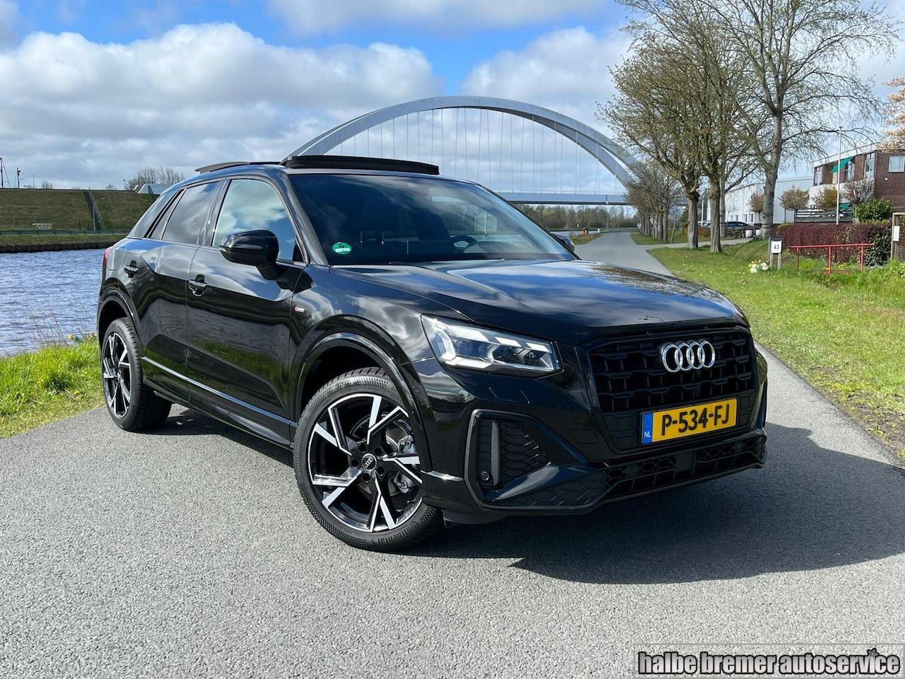 Audi Q2 - 35 TFSI S-line |Pano|Acc|Carplay|Camera|Trekhaak| - AutoWereld.nl