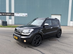 Kia Soul - 1.6-16V X-ecutive 127 PK. Stoere en onverwoestbare auto met slechts 119.000 KM