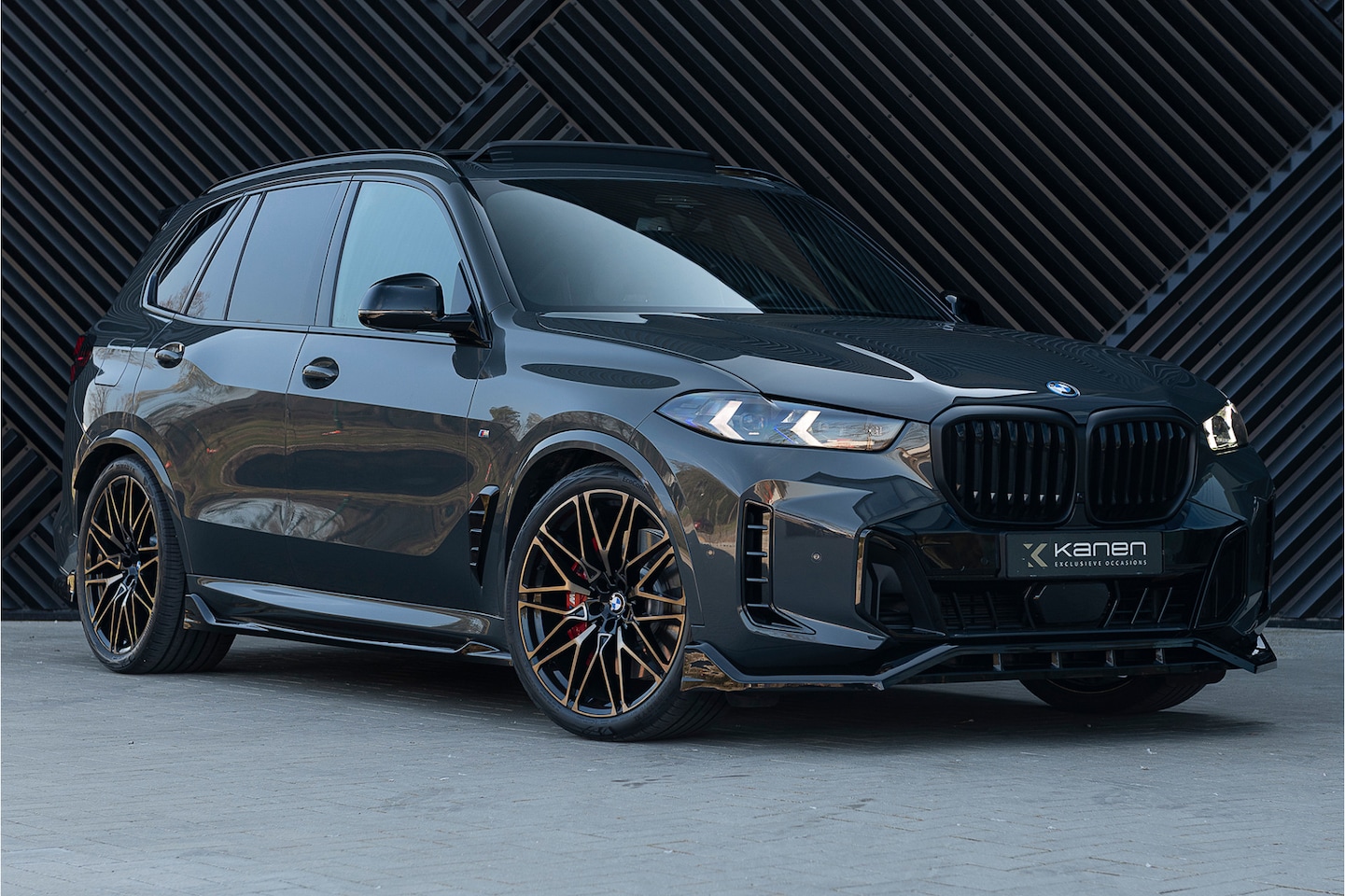 BMW X5 - xDrive50e LCI M-sport Pro ACC Pano HarmanK 360 Kristal Head Up Stoelvent Ambient - AutoWereld.nl