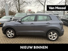 Volkswagen T-Cross - 1.0 TSI Style | 17 inch velgen | Achteruitrijcamera | Parkeersensoren | Navigatie | Cruise