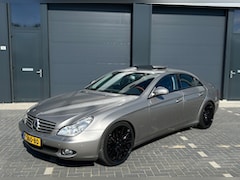 Mercedes-Benz CLS-klasse - 500 MERCEDES BENZ CLS 500 AMG 5.5 387pk ACC SCHUIFDAK DEALER ONDER