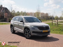 Skoda Kodiaq - 1.5 TSI Sportline Business 7p. | DSG | 7 Persoons | Trekhaak | Camera | Sfeerverlichting |