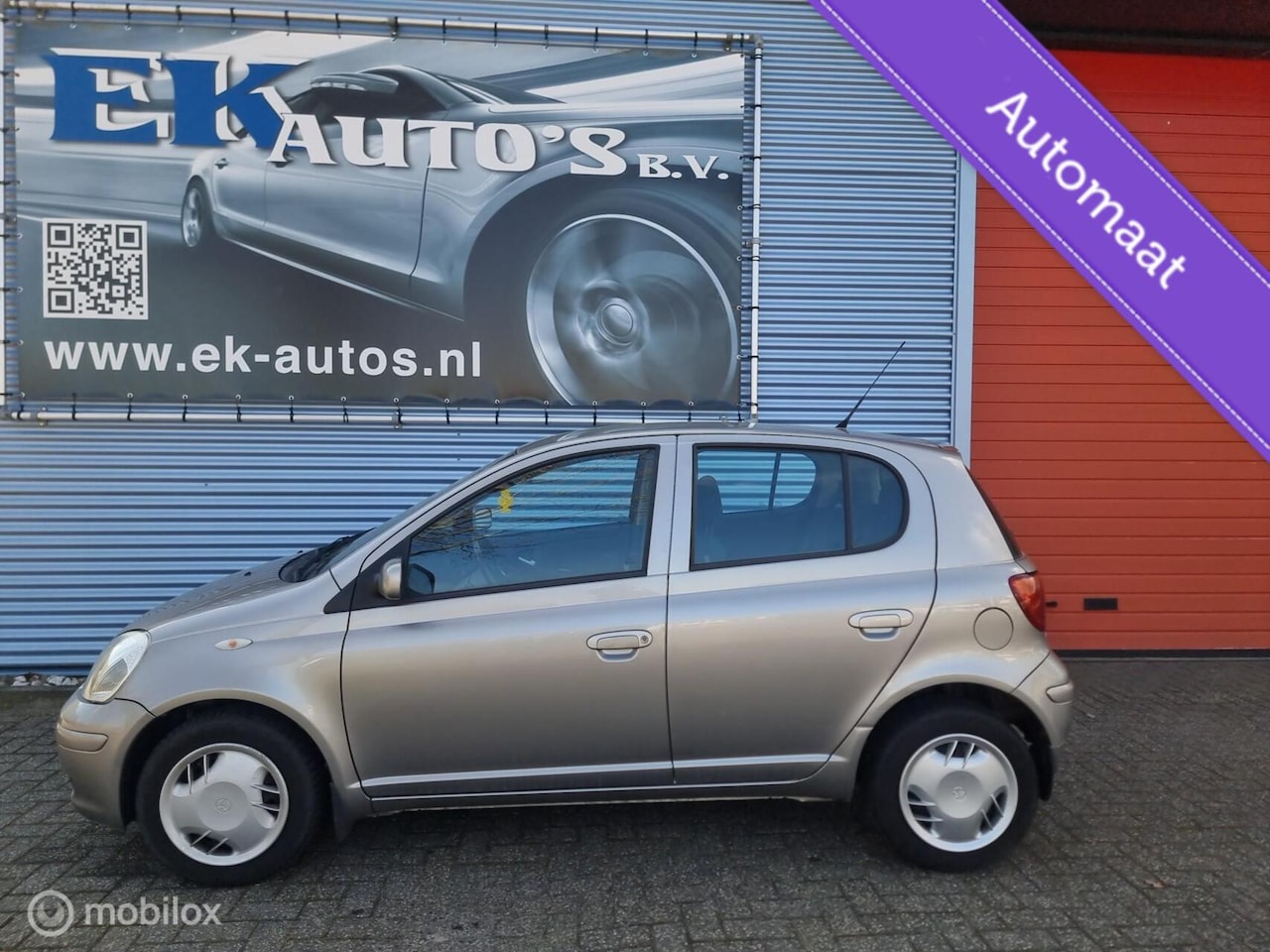 Toyota Yaris - 1.3 VVT-i Sol 5-Deurs. Vol-Automaat - AutoWereld.nl
