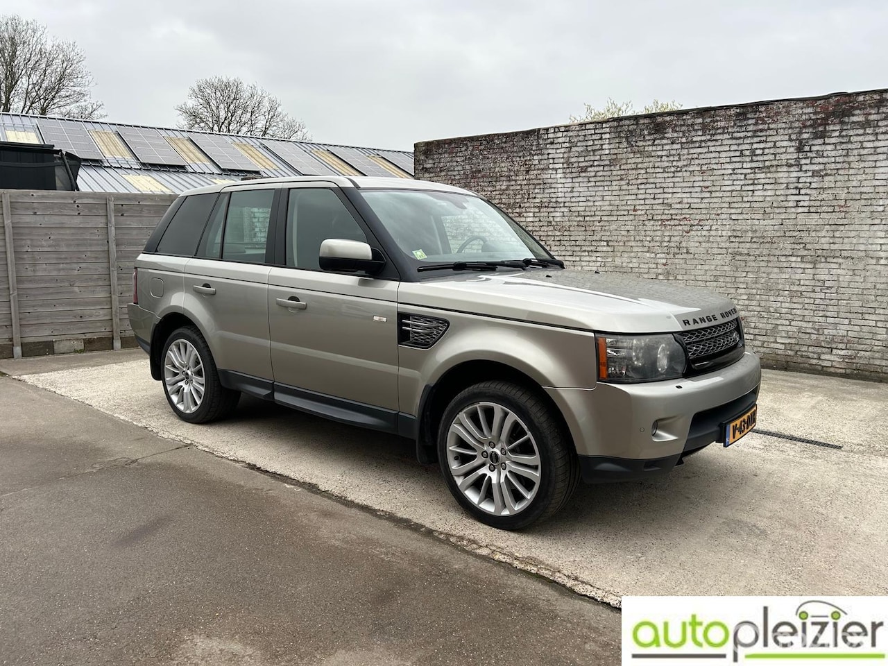 Land Rover Range Rover Sport - 3.0 SDV6 HSE 3.0 SdV6 HSE - AutoWereld.nl